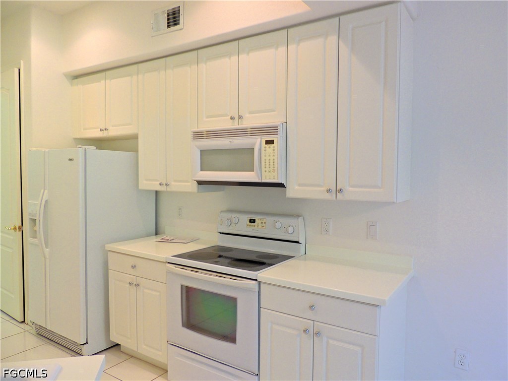 6020 Jonathans Bay Circle #202 Fort Myers FL 33908 2026024547 image10