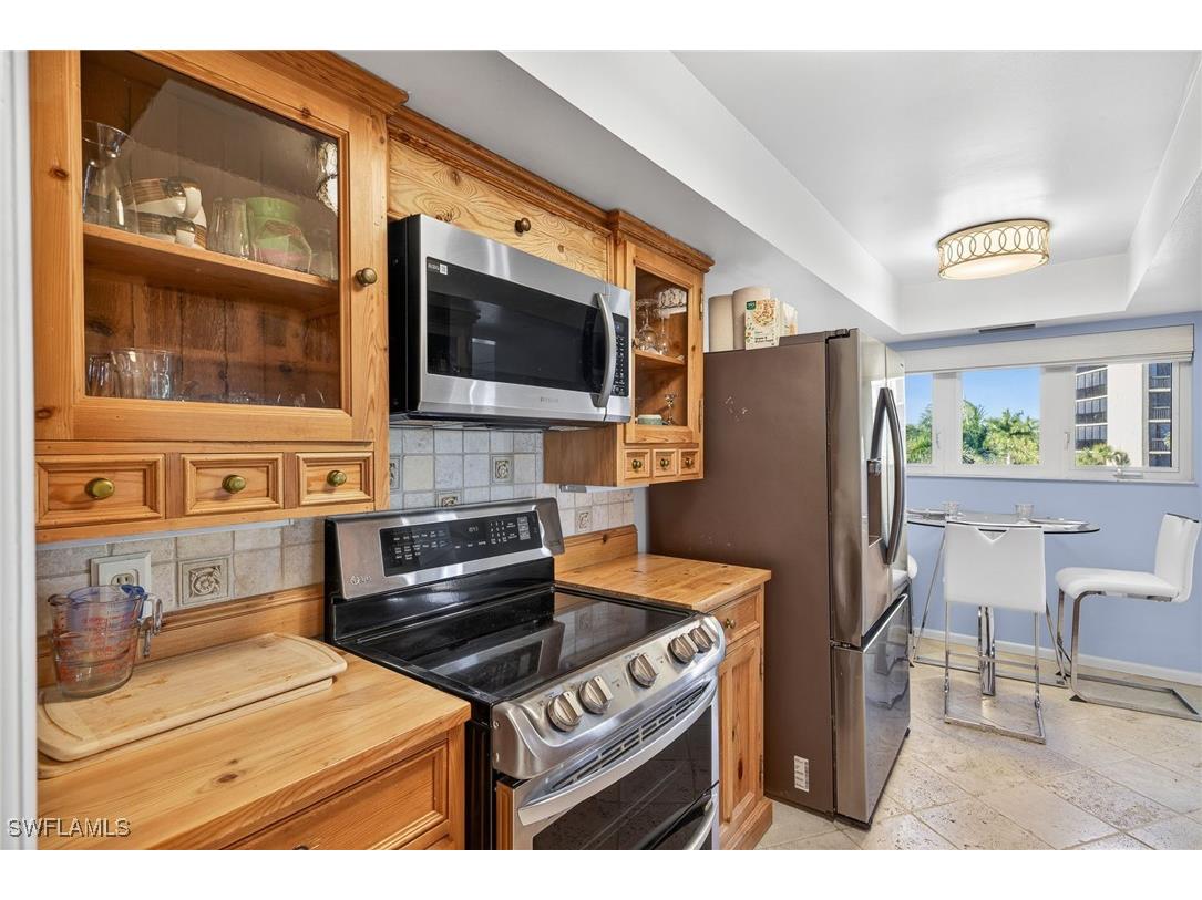 6020 Pelican Bay Boulevard #E302 Naples FL 34108 226003424 image14