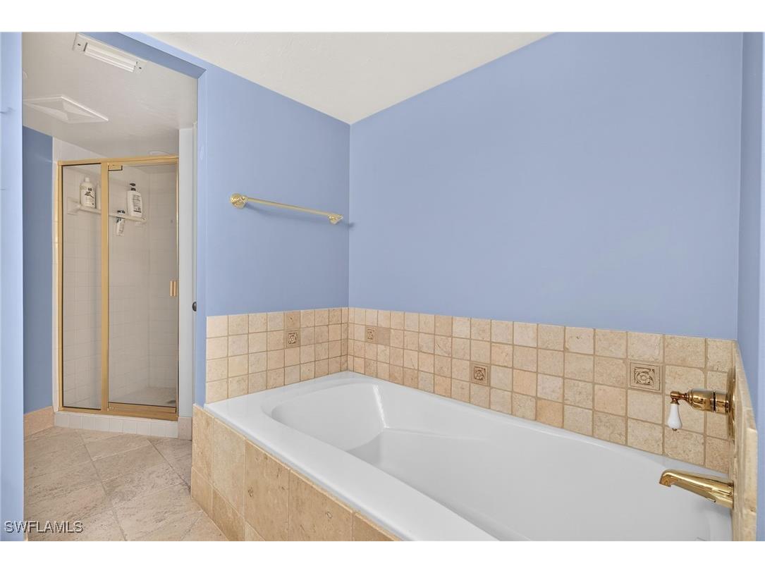 6020 Pelican Bay Boulevard #E302 Naples FL 34108 226003424 image9