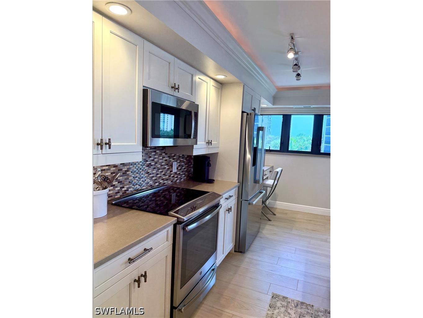 6020 Pelican Bay Boulevard #E402 Naples FL 34108 226025893 image9