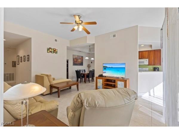 6021 Jonathans Bay Circle #101 Fort Myers FL 33908 2025024394 image5