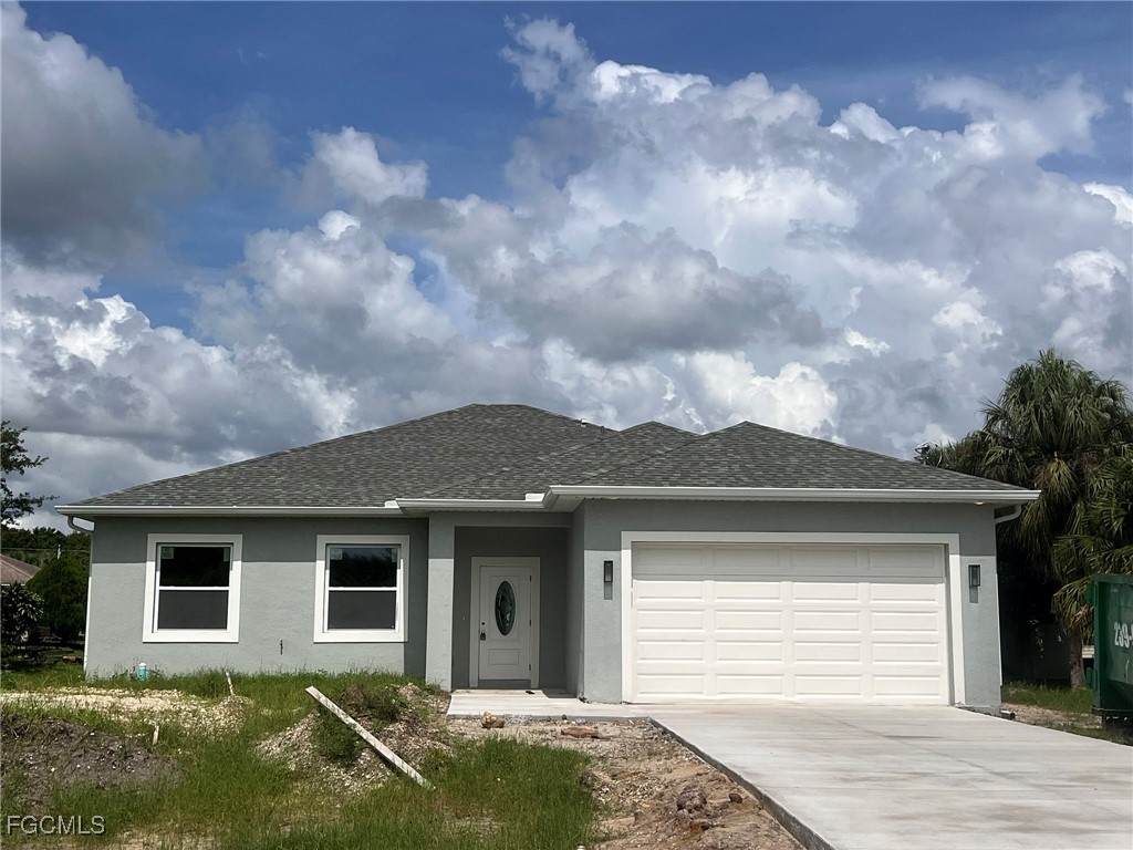 6021 Lindbrook Avenue Fort Myers FL 33905 2025009200 image1