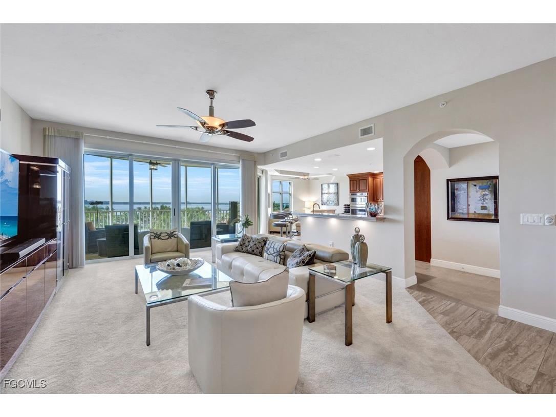 6021 Silver King Boulevard #305 Cape Coral FL 33914 2025013436 image2