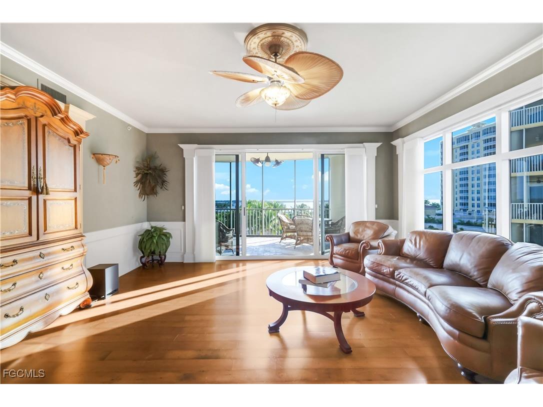 6021 Silver King Boulevard #306 Cape Coral FL 33914 2025025160 image1