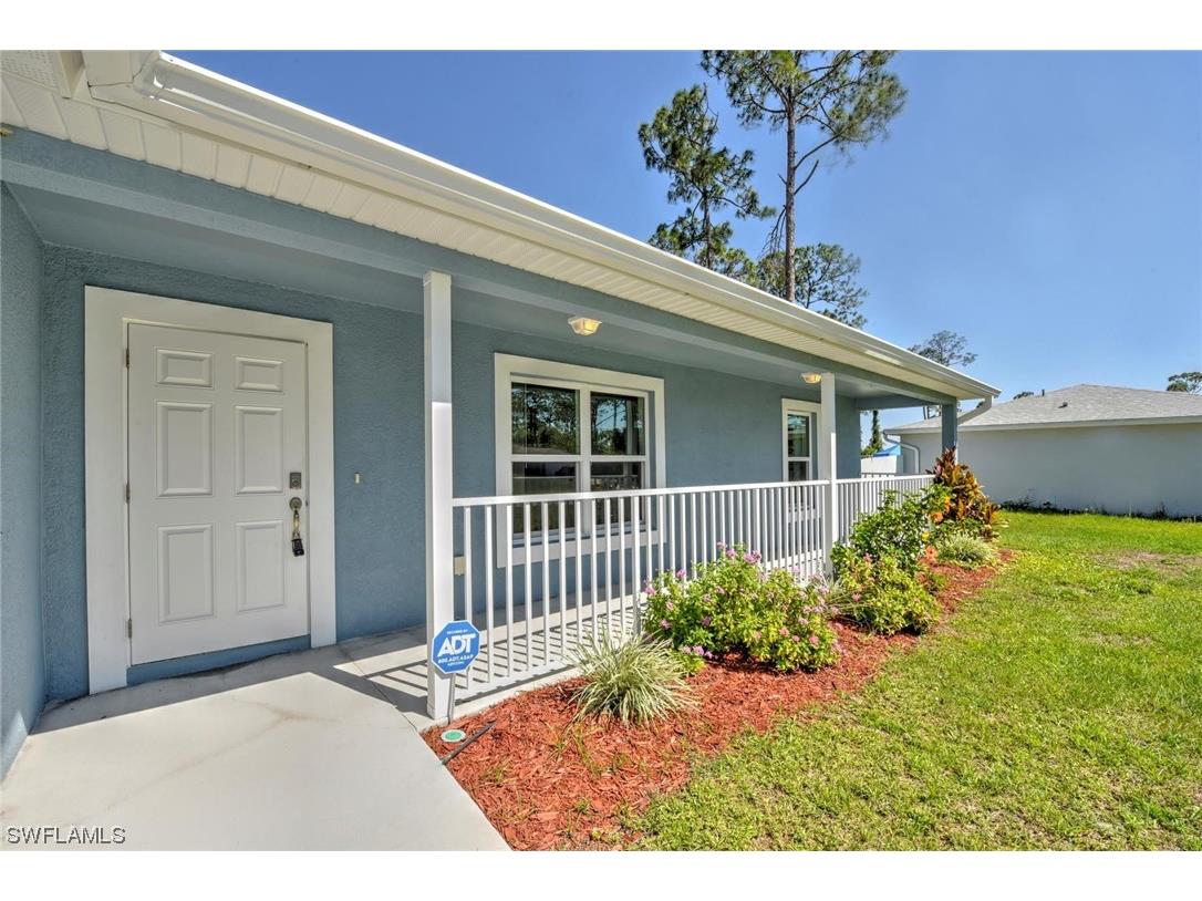 6023 S Moss Circle Labelle FL 33935 223030039 image1