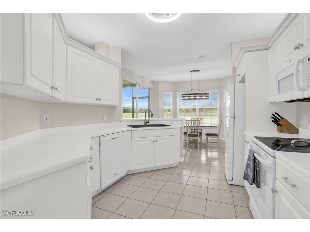 6025 Pinnacle Lane #602 Naples FL 34110 225052742 image12