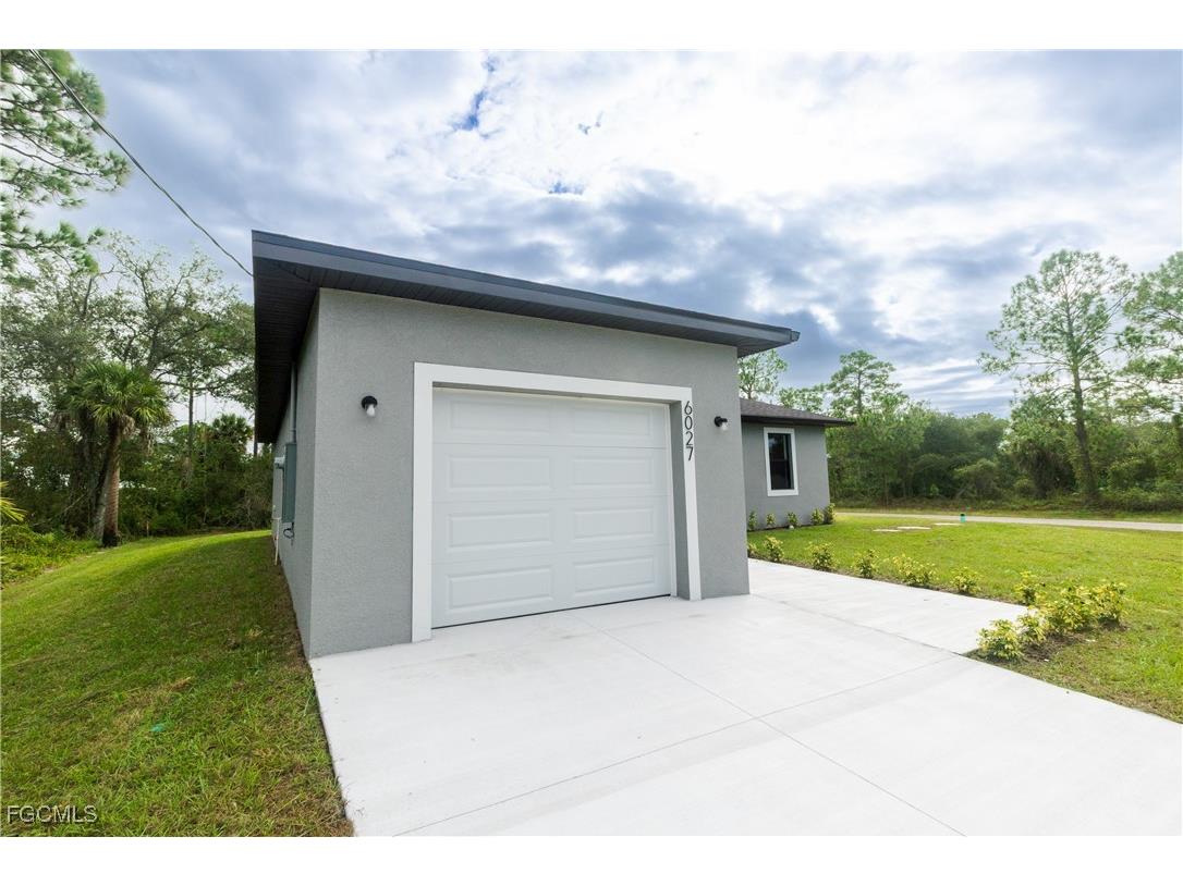 6027 Pecan Circle Labelle FL 33935 2025024360 image2
