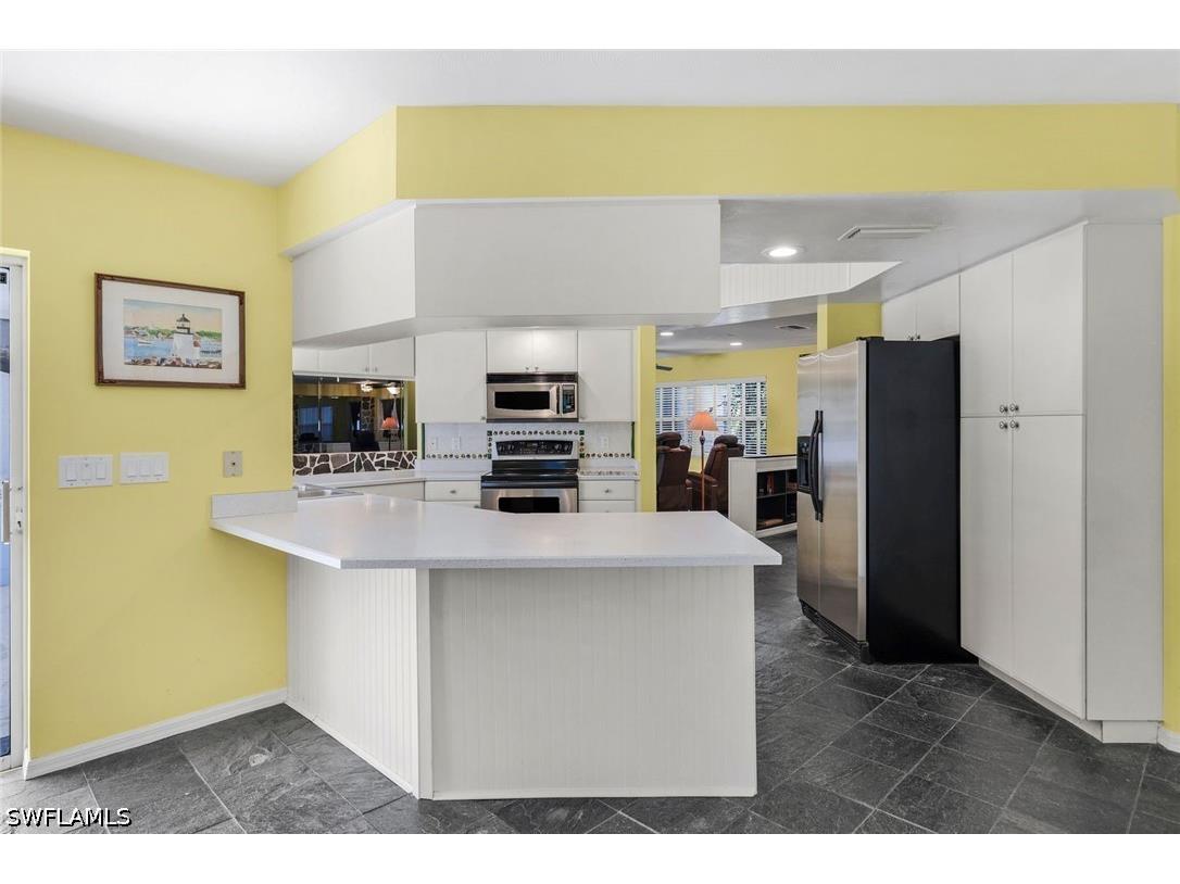 6029 & 6031 Higgins Avenue Fort Myers FL 33905 226016448 image19