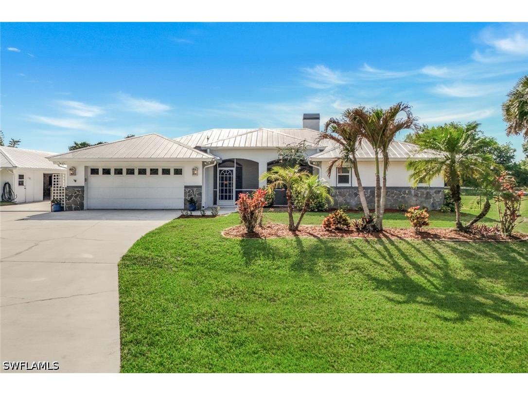6029 & 6031 Higgins Avenue Fort Myers FL 33905 226016448 image3