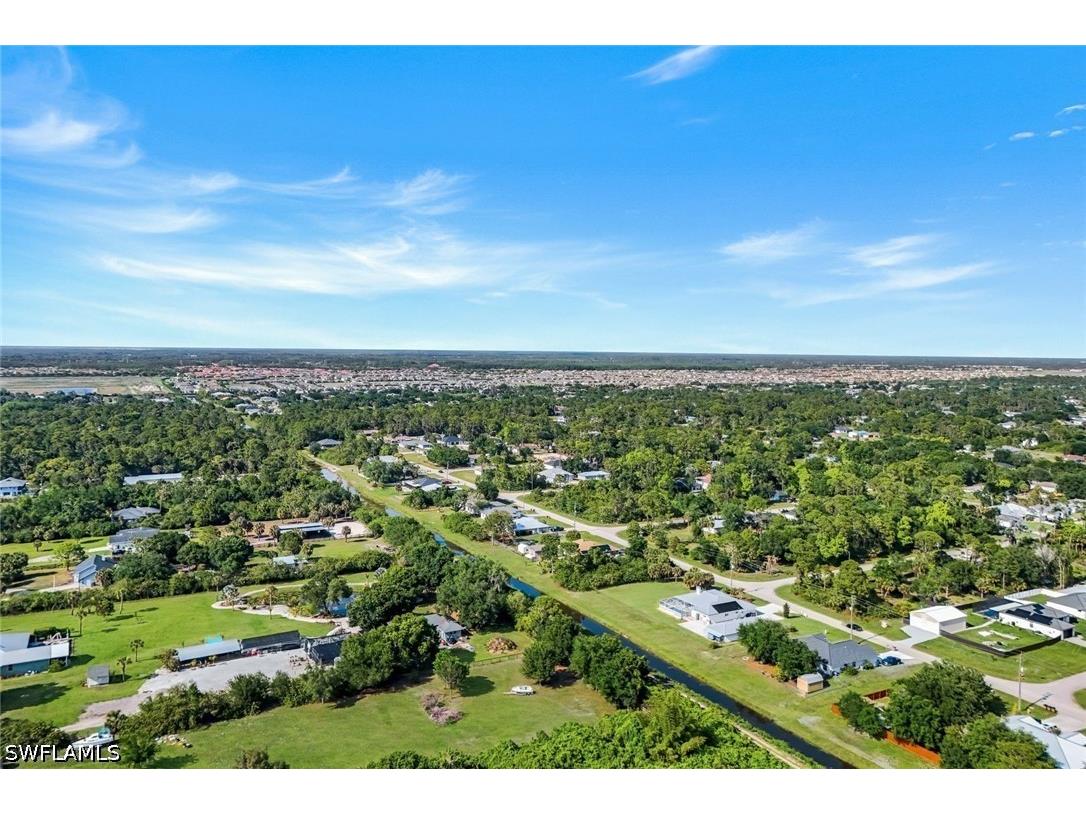 6029 & 6031 Higgins Avenue Fort Myers FL 33905 226016448 image5