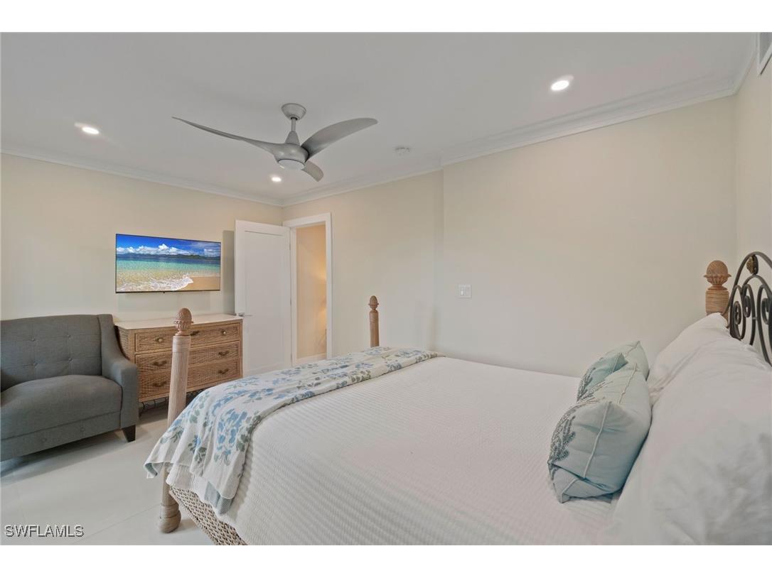 603 12th Avenue S Naples FL 34102 225071442 image16