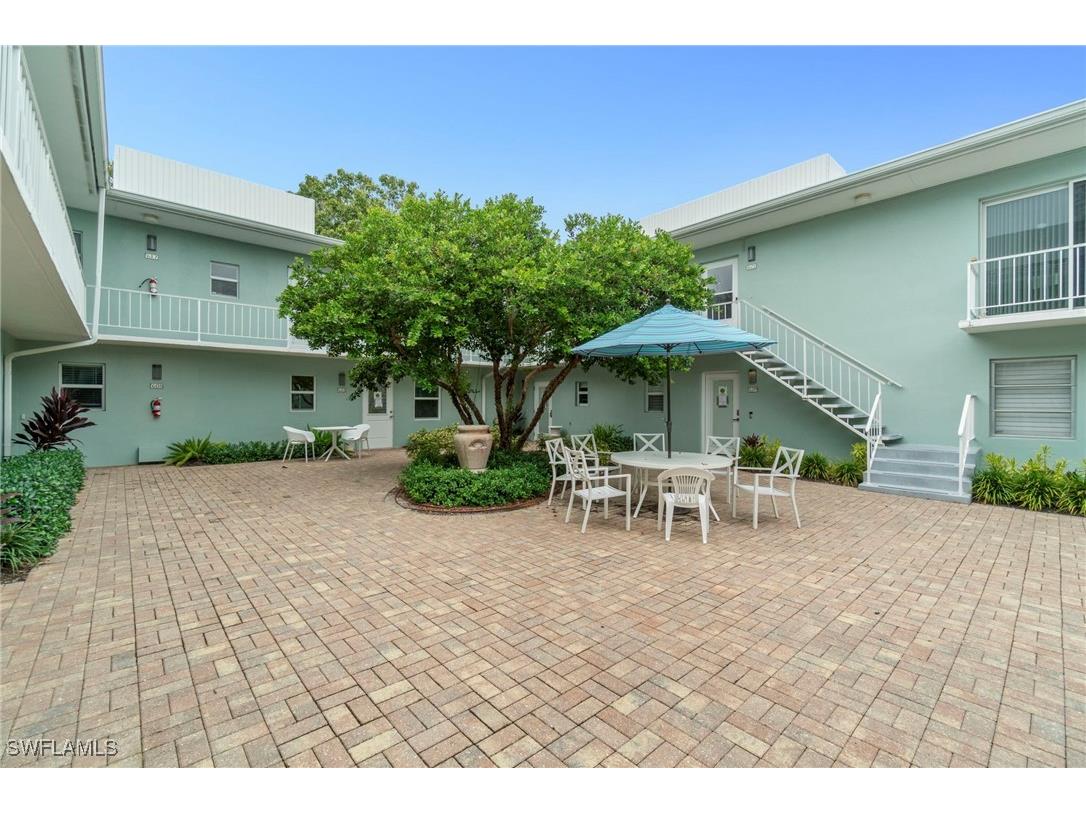 603 12th Avenue S Naples FL 34102 225071442 image21