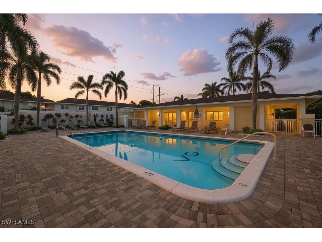 603 12th Avenue S Naples FL 34102 225071442 image30