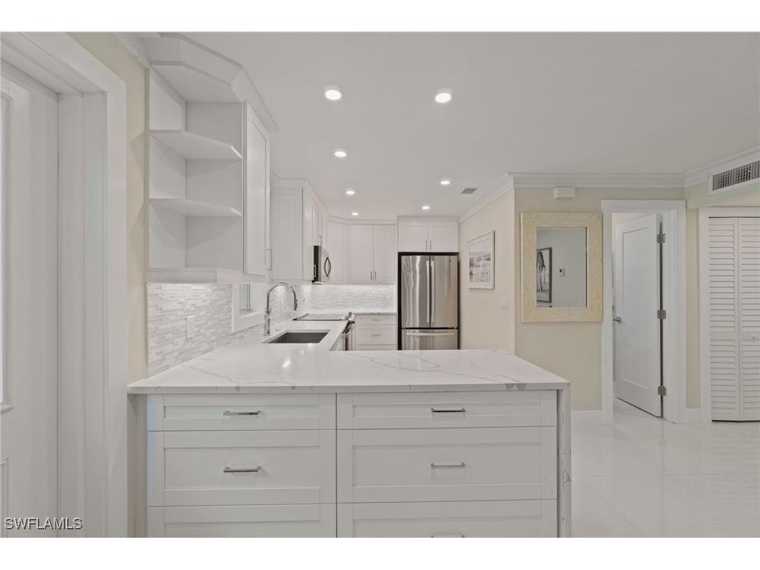 603 12th Avenue S Naples FL 34102 225075962 image4