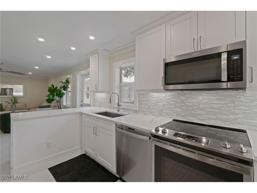 603 12th Avenue S Naples FL 34102 225075962 image6