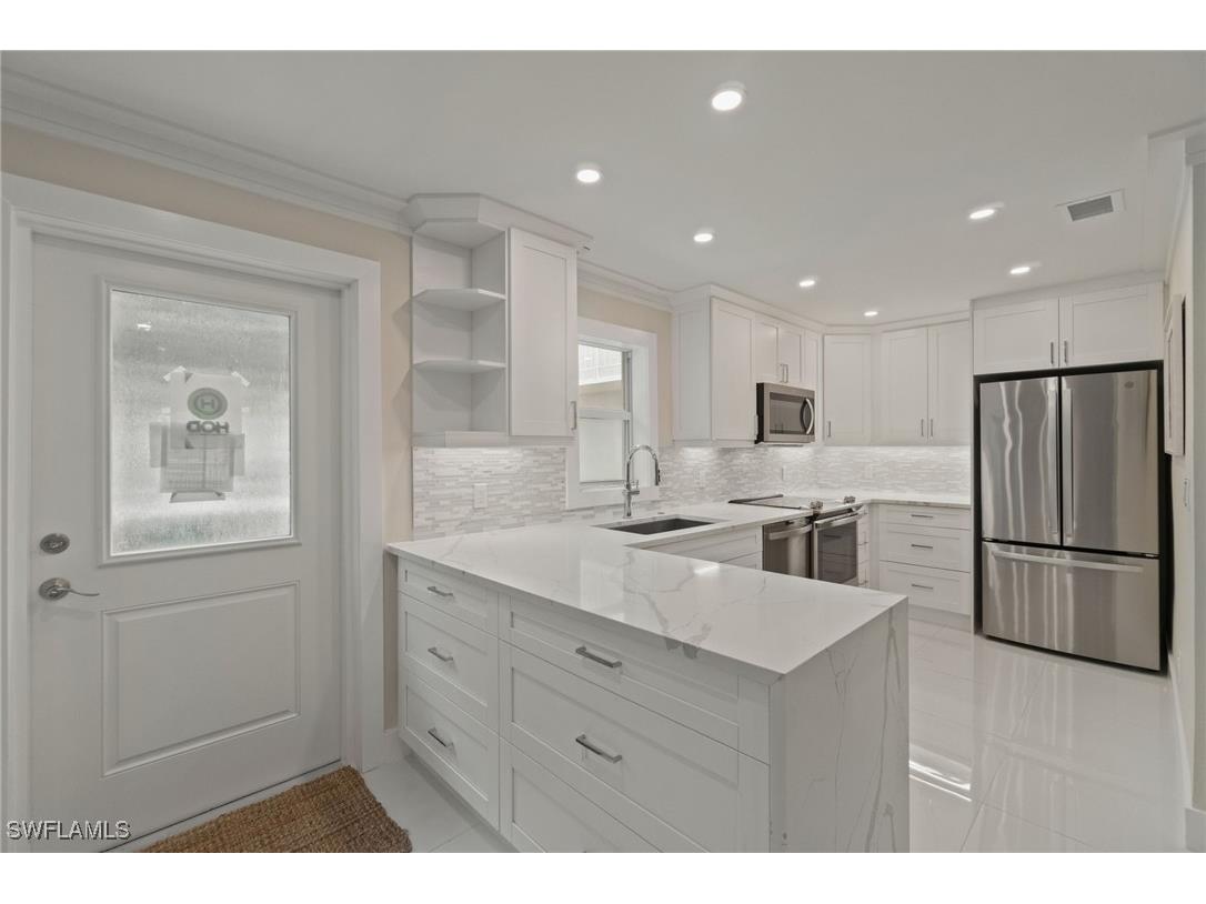 603 12th Avenue S Naples FL 34102 225075962 image7