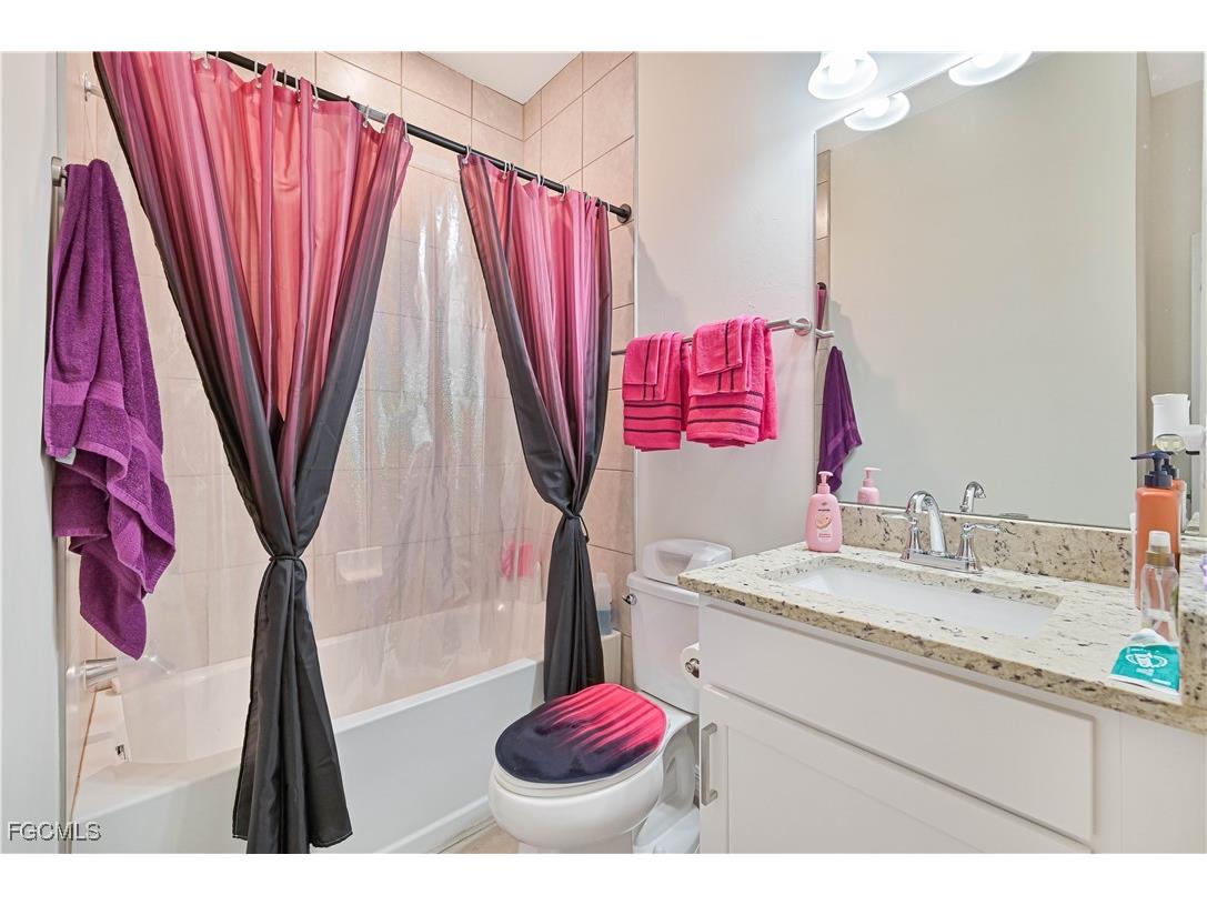 603 & 605 SE 23rd Place Cape Coral FL 33990 2025023451 image32