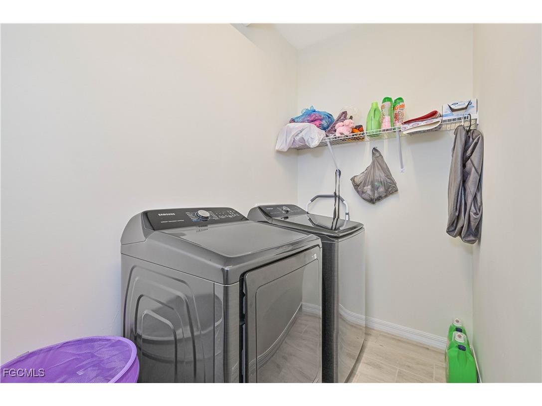 603 & 605 SE 23rd Place Cape Coral FL 33990 2025023451 image35