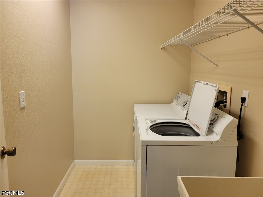 603 Mcgregor Park Circle Fort Myers FL 33908 2026020972 image12