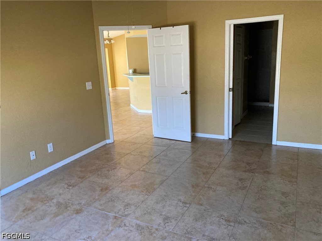 603 SE 13th Terrace Cape Coral FL 33990 2026022233 image8