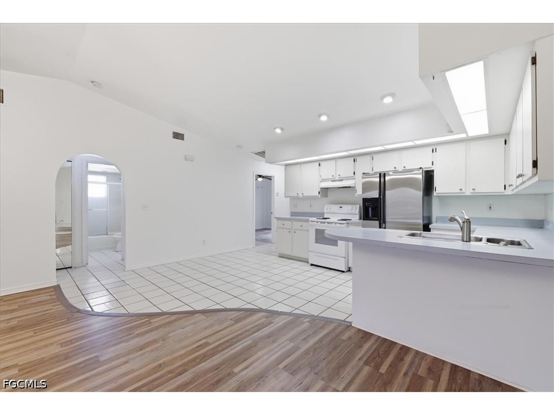 603 SE 7th Street Cape Coral FL 33990 2026029768 image12