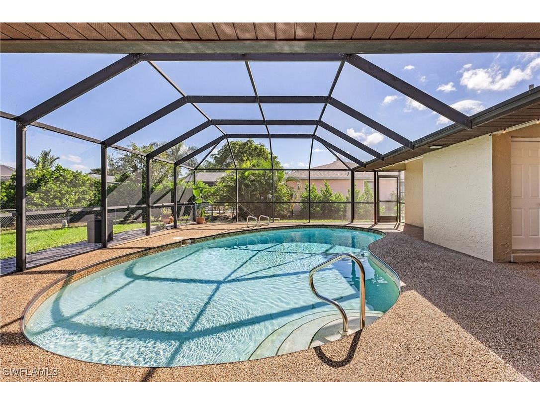 6030 Perthshire Lane Fort Myers FL 33908 224093727 image1