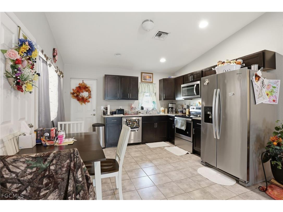 6031 N Moss Circle Labelle FL 33935 2026012680 image14