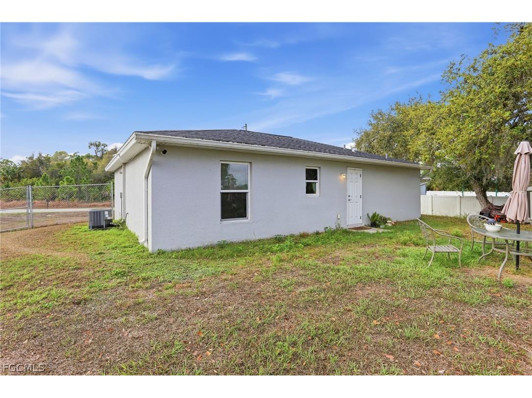 6031 N Moss Circle Labelle FL 33935 2026012680 image24