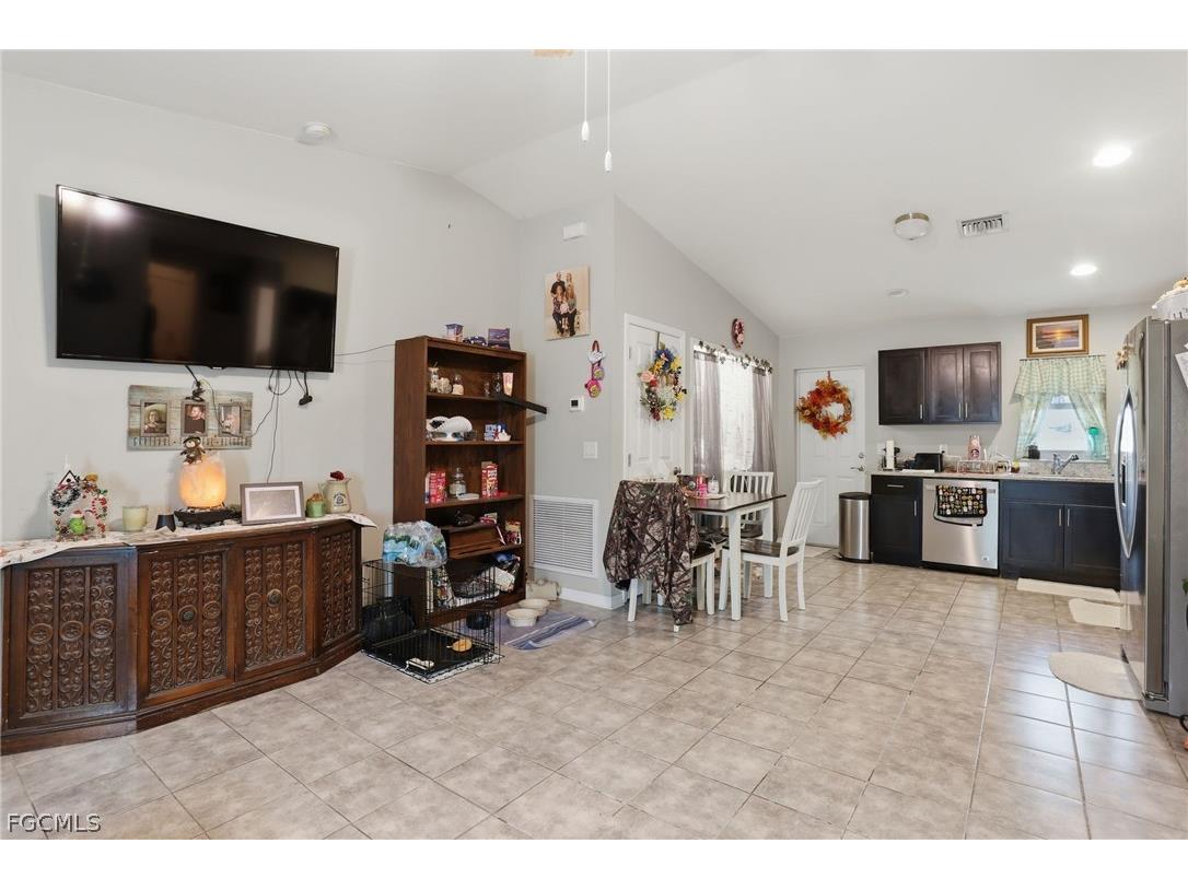 6031 N Moss Circle Labelle FL 33935 2026012680 image5