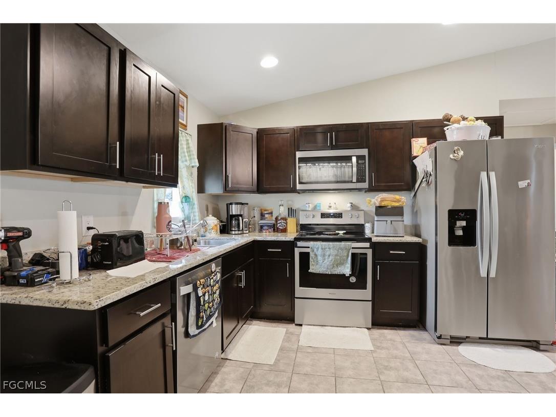 6031 N Moss Circle Labelle FL 33935 2026012680 image6