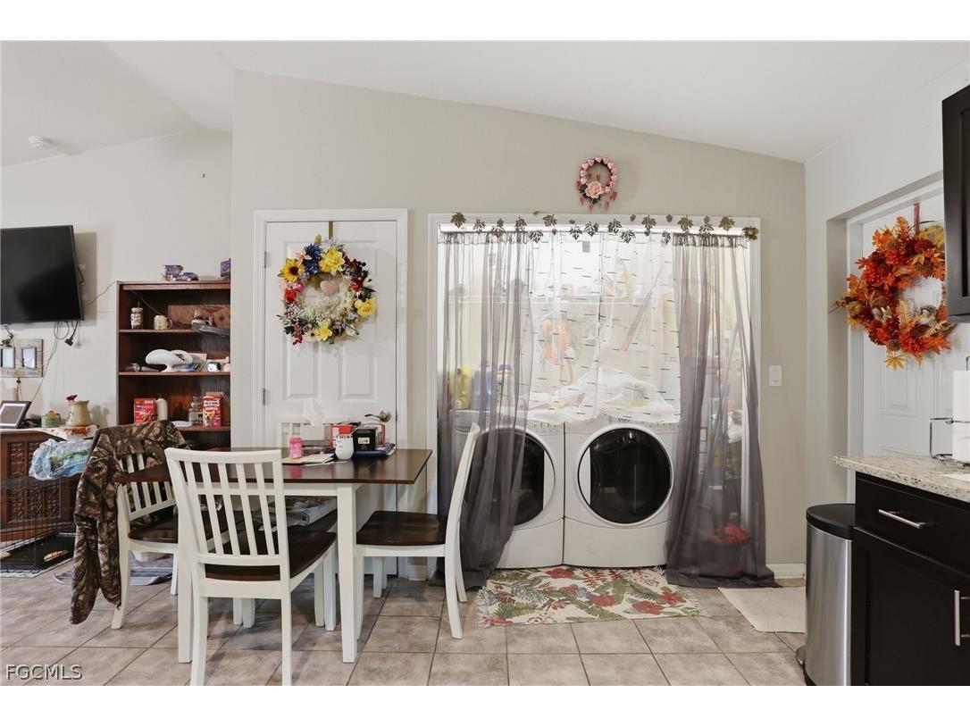 6031 N Moss Circle Labelle FL 33935 2026012680 image9