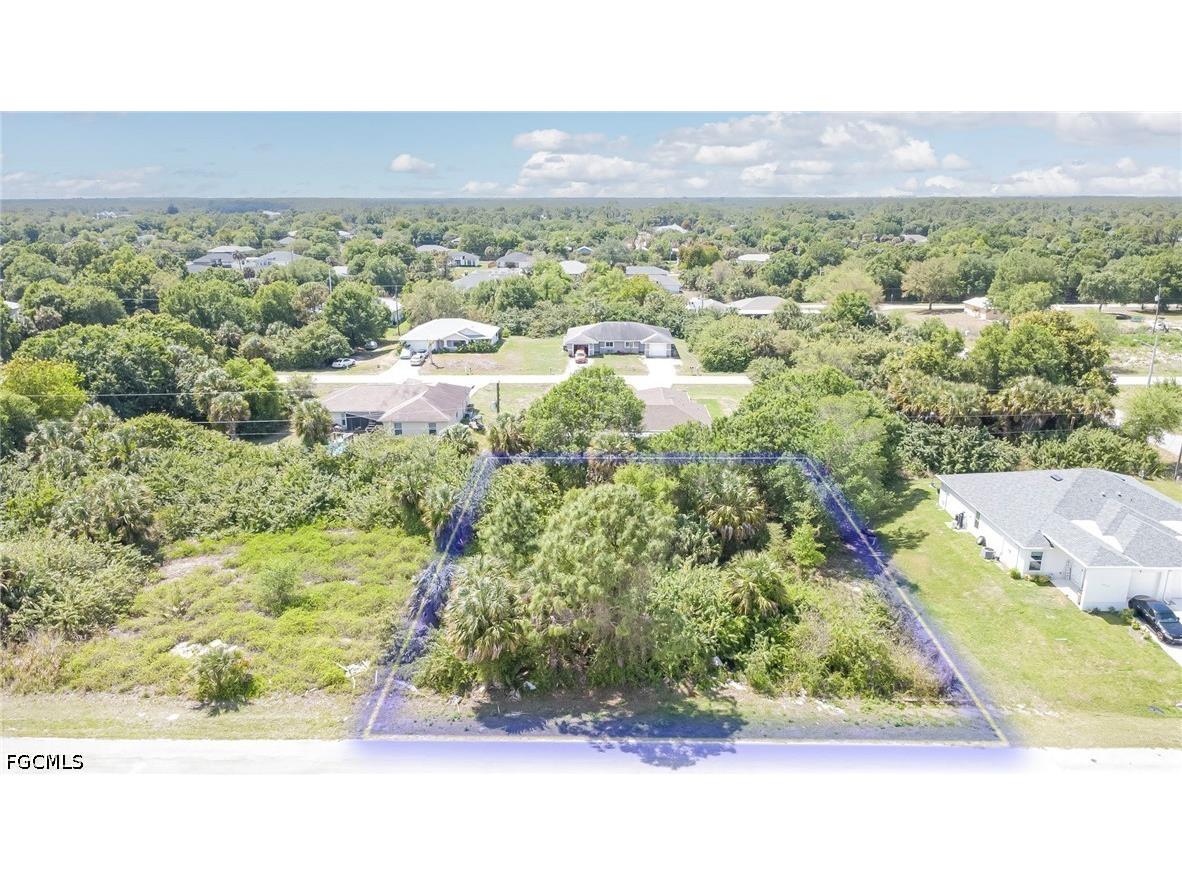6035-6037 Latimer Avenue Fort Myers FL 33905 2026015026 image1
