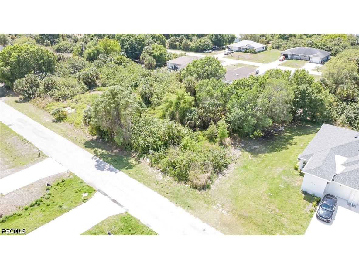 6035-6037 Latimer Avenue Fort Myers FL 33905 2026015026 image3