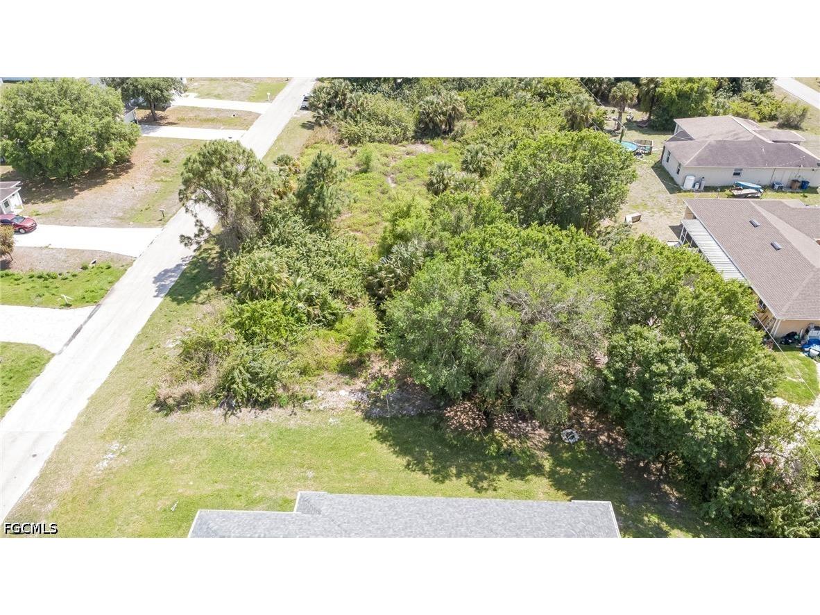 6035-6037 Latimer Avenue Fort Myers FL 33905 2026015026 image4