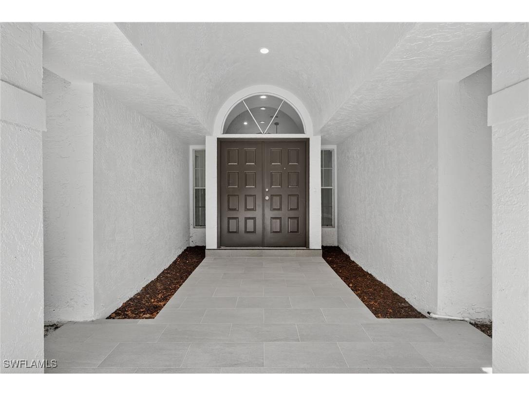 6035 Painted Leaf Lane Naples FL 34116 225063054 image3