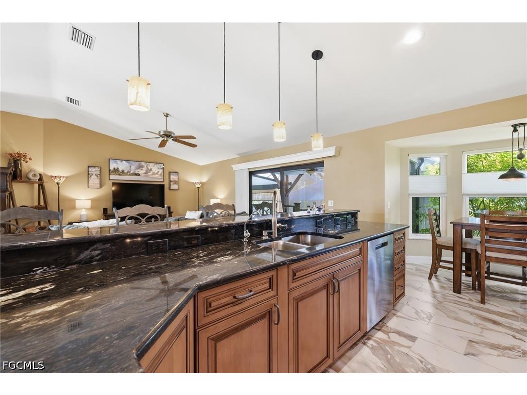 6037 Birnam Wood Lane Fort Myers FL 33908 2026028462 image16
