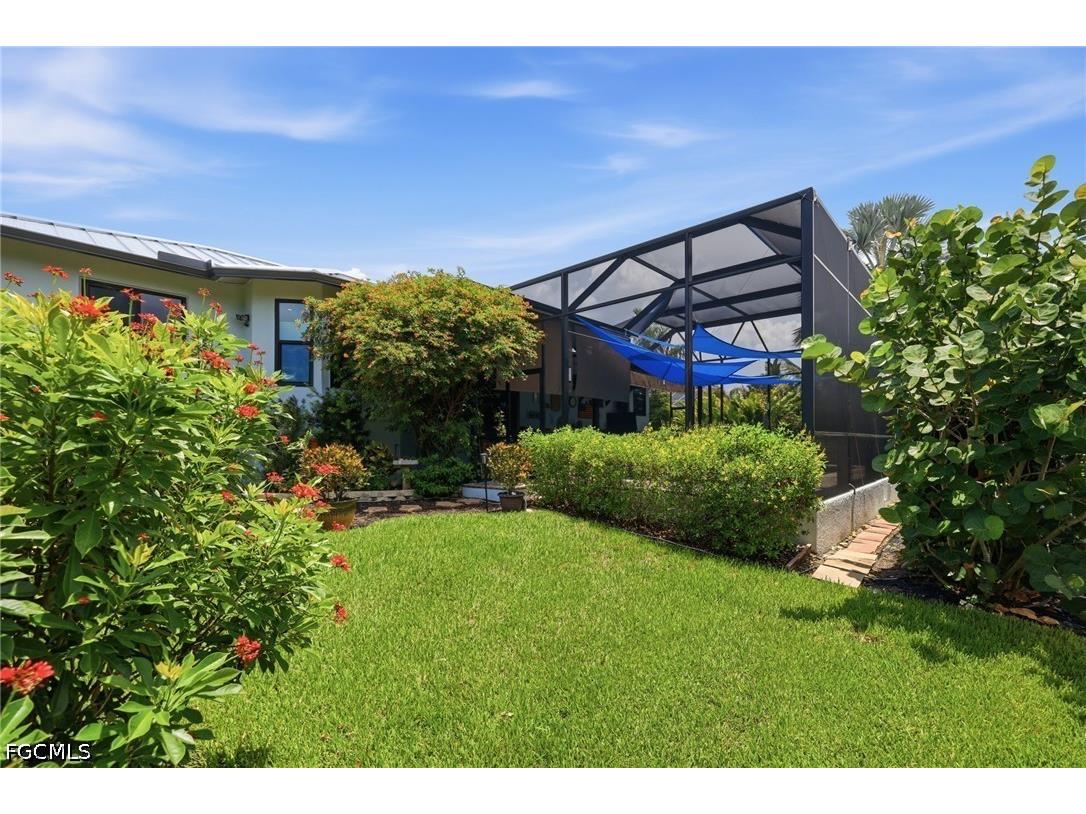 6037 Birnam Wood Lane Fort Myers FL 33908 2026028462 image3