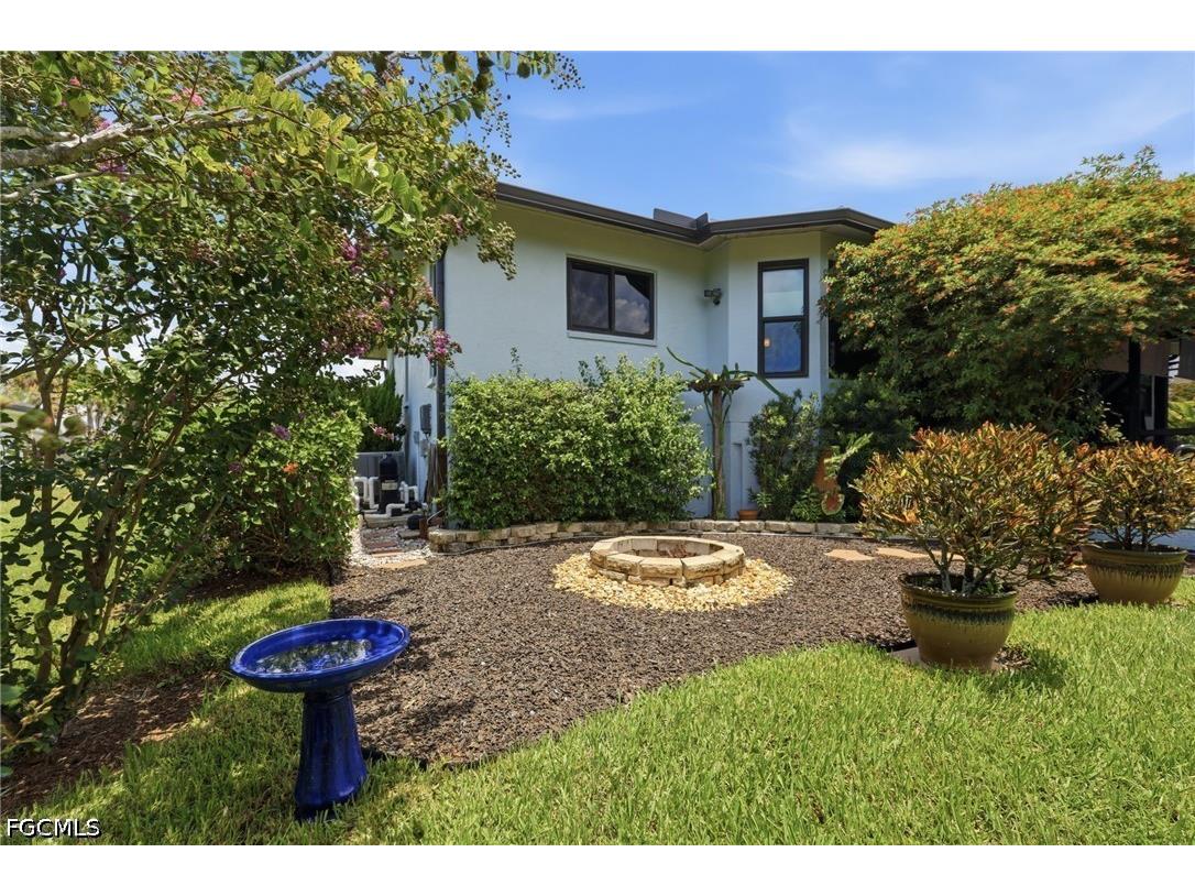 6037 Birnam Wood Lane Fort Myers FL 33908 2026028462 image49