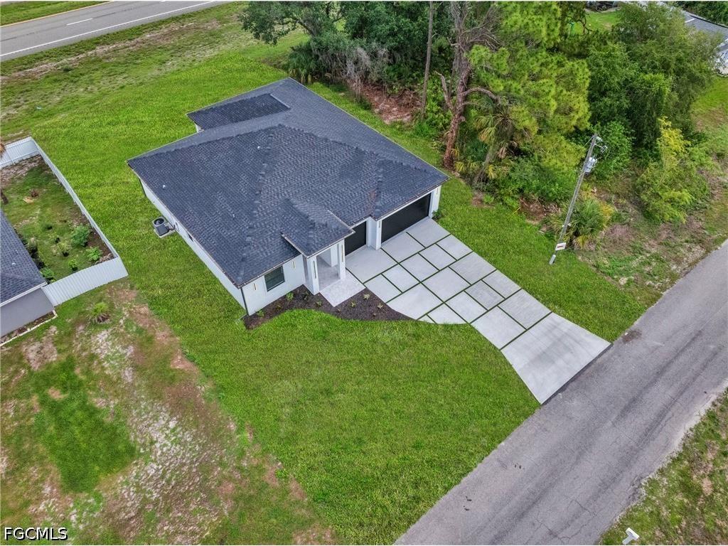 6037 N Moss Circle Labelle FL 33935 2026024048 image1