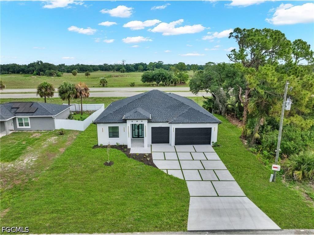 6037 N Moss Circle Labelle FL 33935 2026024048 image2