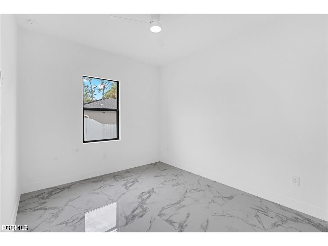 6037 N Moss Circle Labelle FL 33935 2026024048 image28