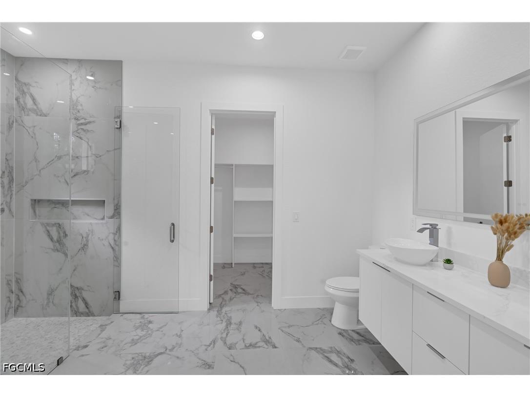 6037 N Moss Circle Labelle FL 33935 2026024048 image37