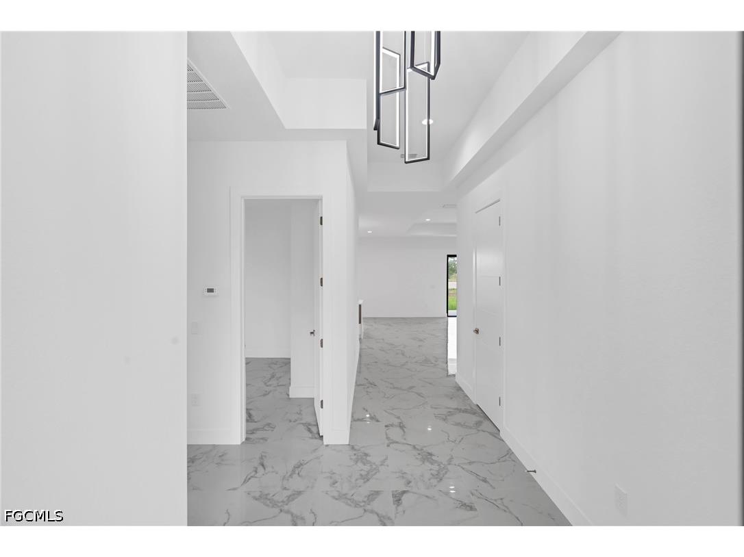 6037 N Moss Circle Labelle FL 33935 2026024048 image9
