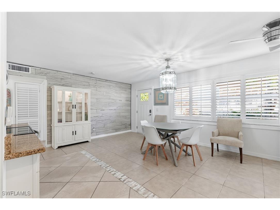 604 110th Avenue N Naples FL 34108 225080463 image11