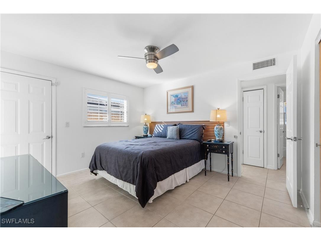 604 110th Avenue N Naples FL 34108 225080463 image16