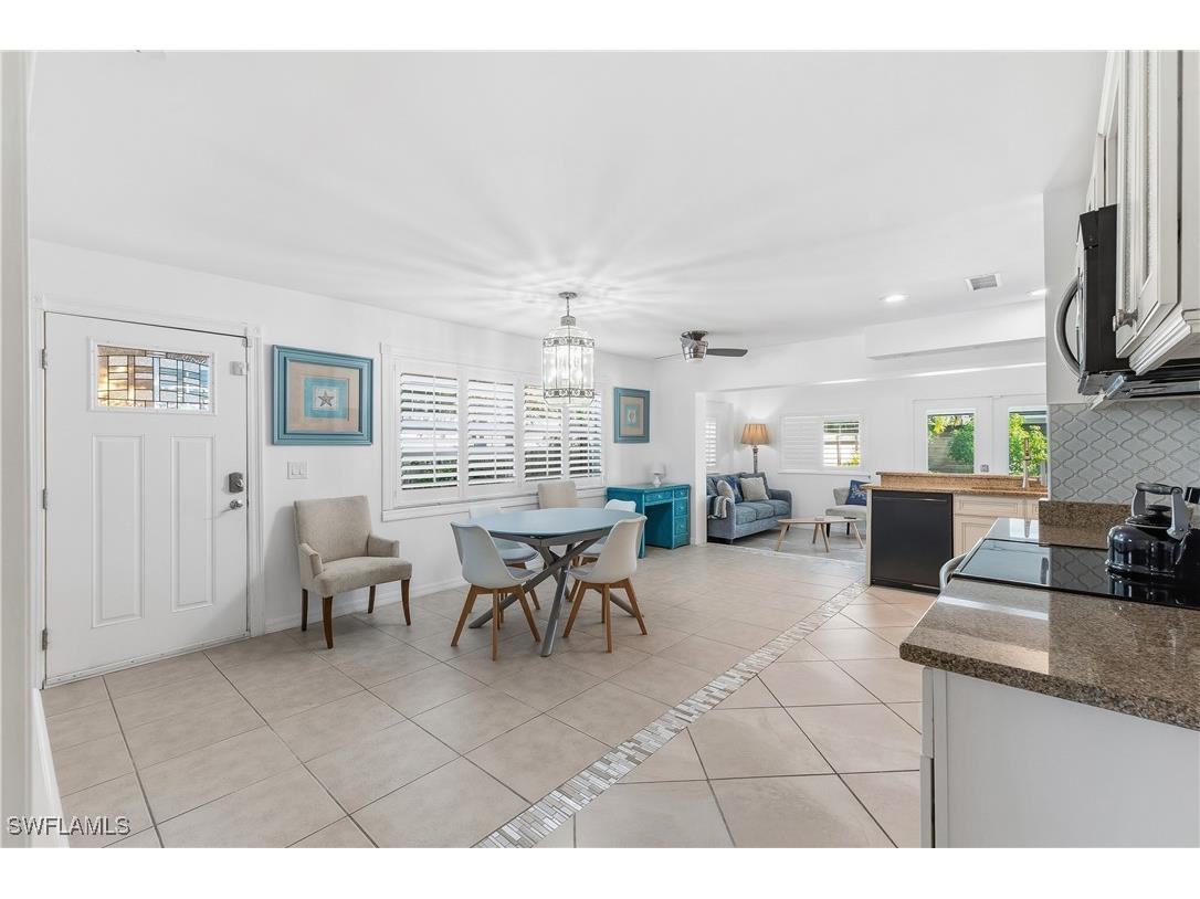 604 110th Avenue N Naples FL 34108 225080463 image24