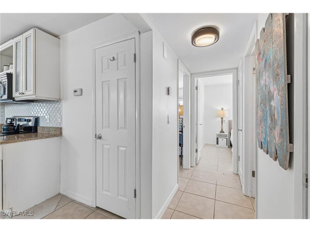 604 110th Avenue N Naples FL 34108 225080463 image39