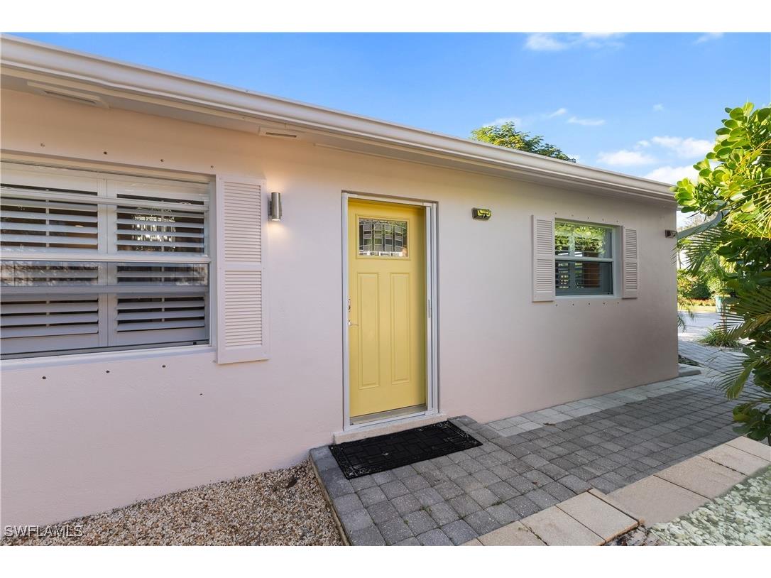 604 110th Avenue N Naples FL 34108 225080463 image5