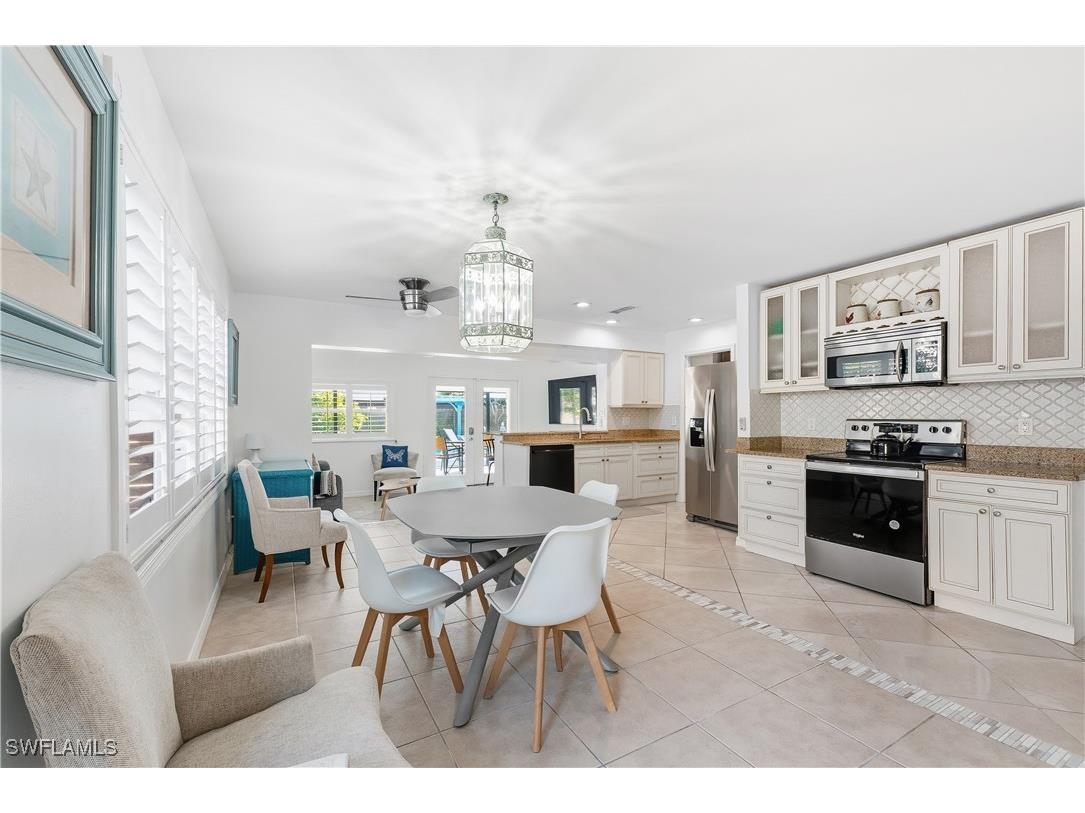 604 110th Avenue N Naples FL 34108 225080463 image6