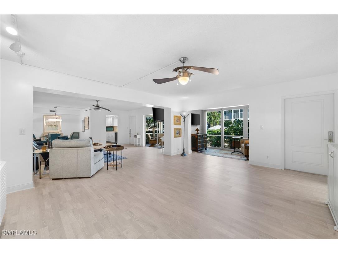 604 7th Avenue S #A-604 Naples FL 34102 225070416 image9